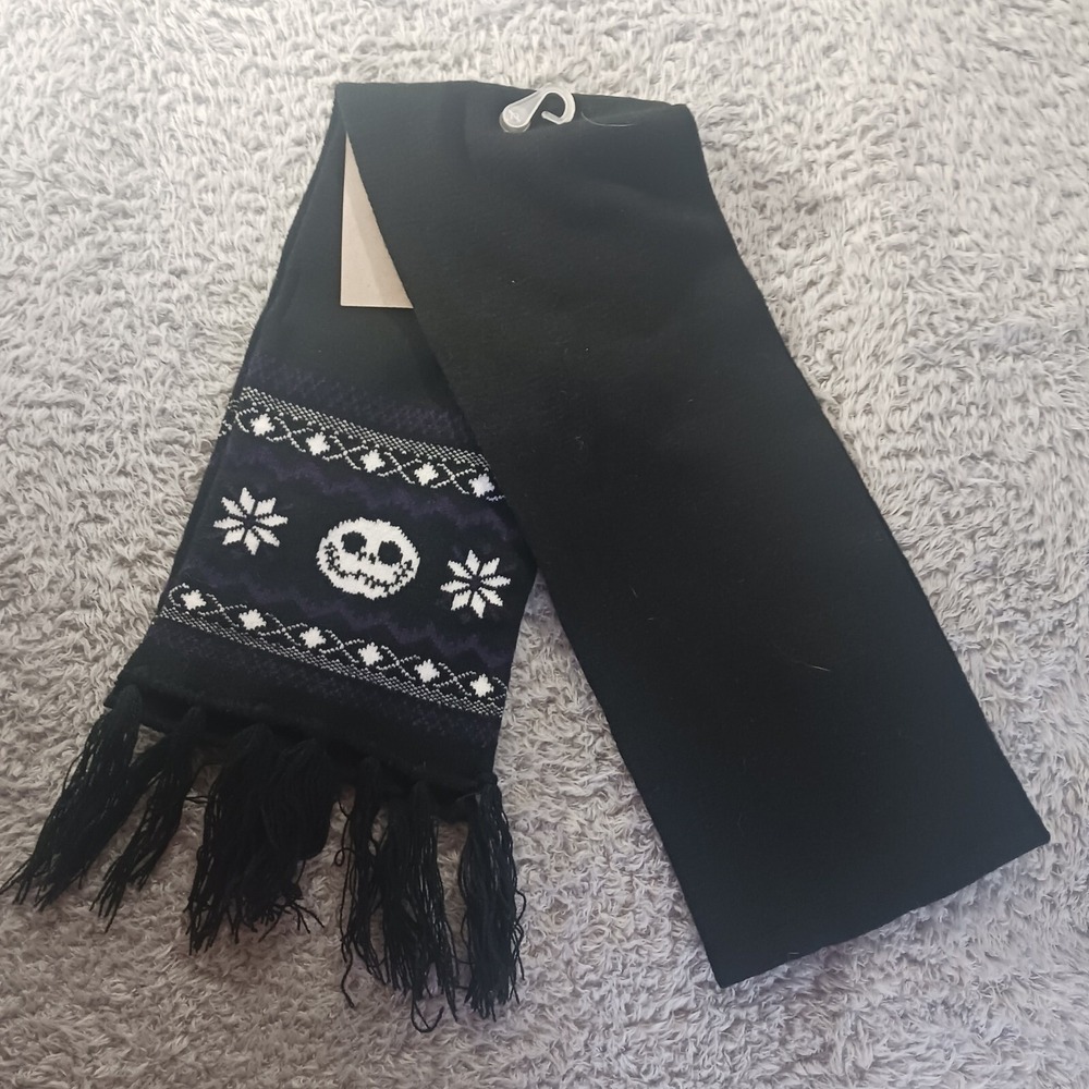 NWT Disney Nightmare Before Christmas Jack Skellington Scarf 60" Knit Fringe - Picture 3 of 4